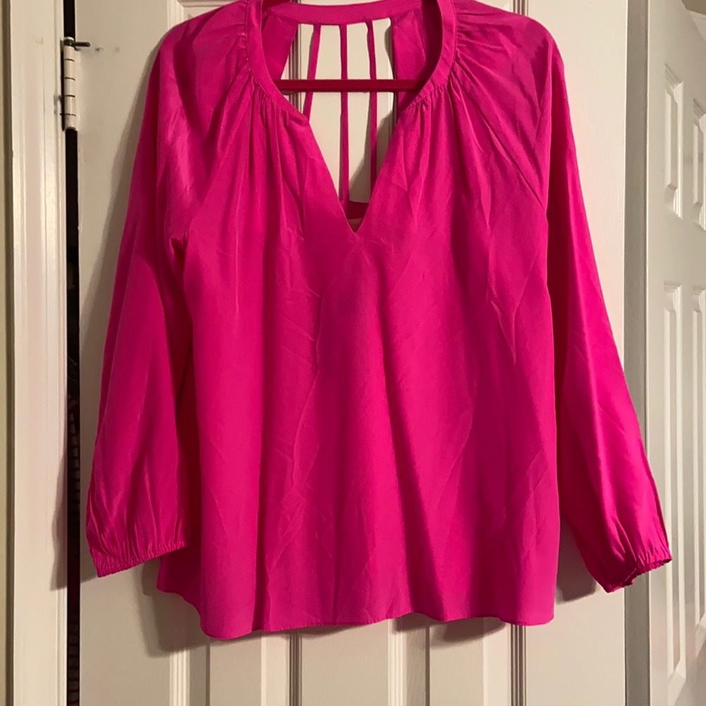 NWT Leslie Silk Top